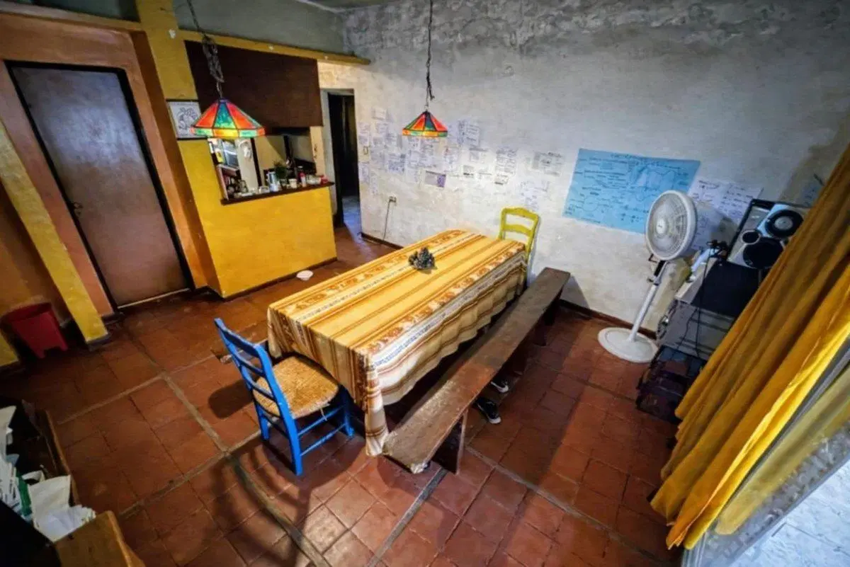 CASA DE 5 AMBIENTES CON PILETA EN BELLA VISTA 3