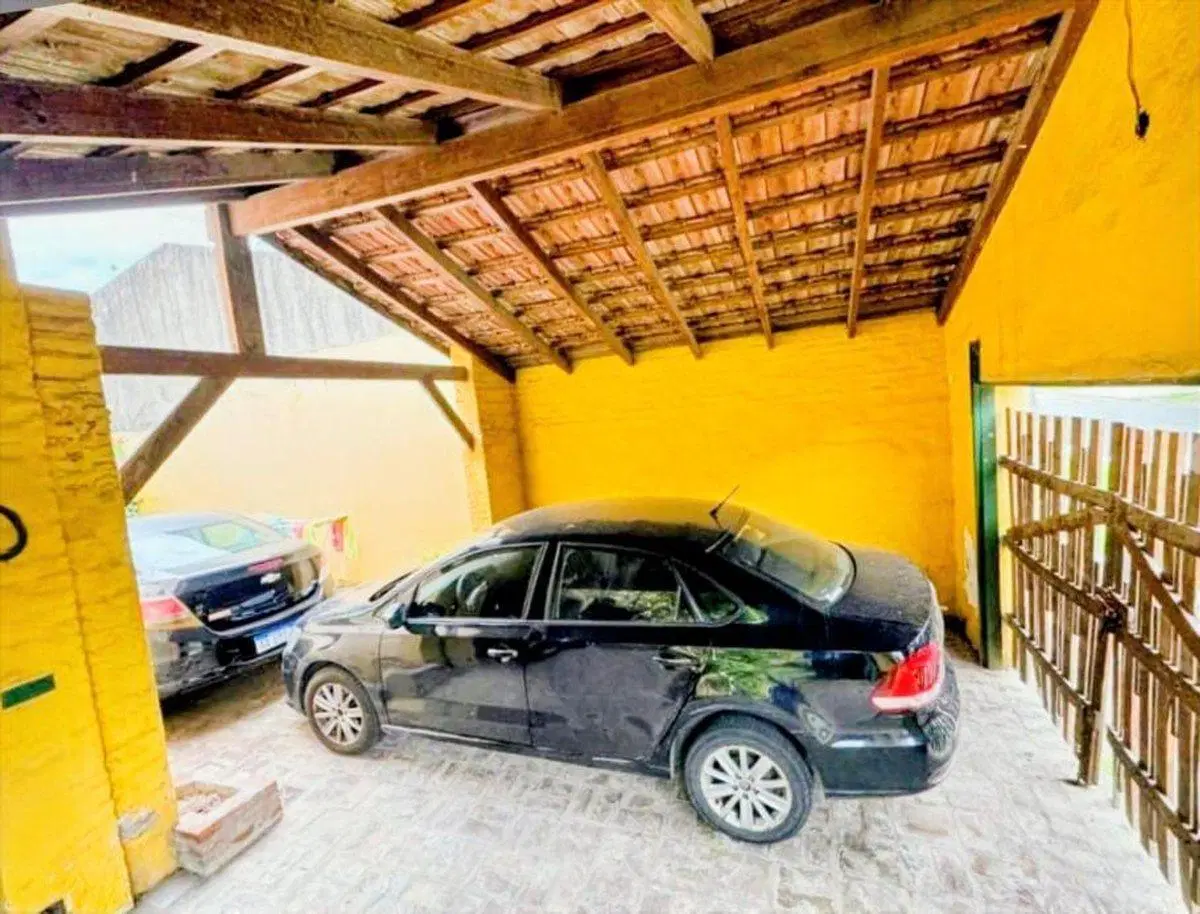 CASA DE 5 AMBIENTES CON PILETA EN BELLA VISTA 5