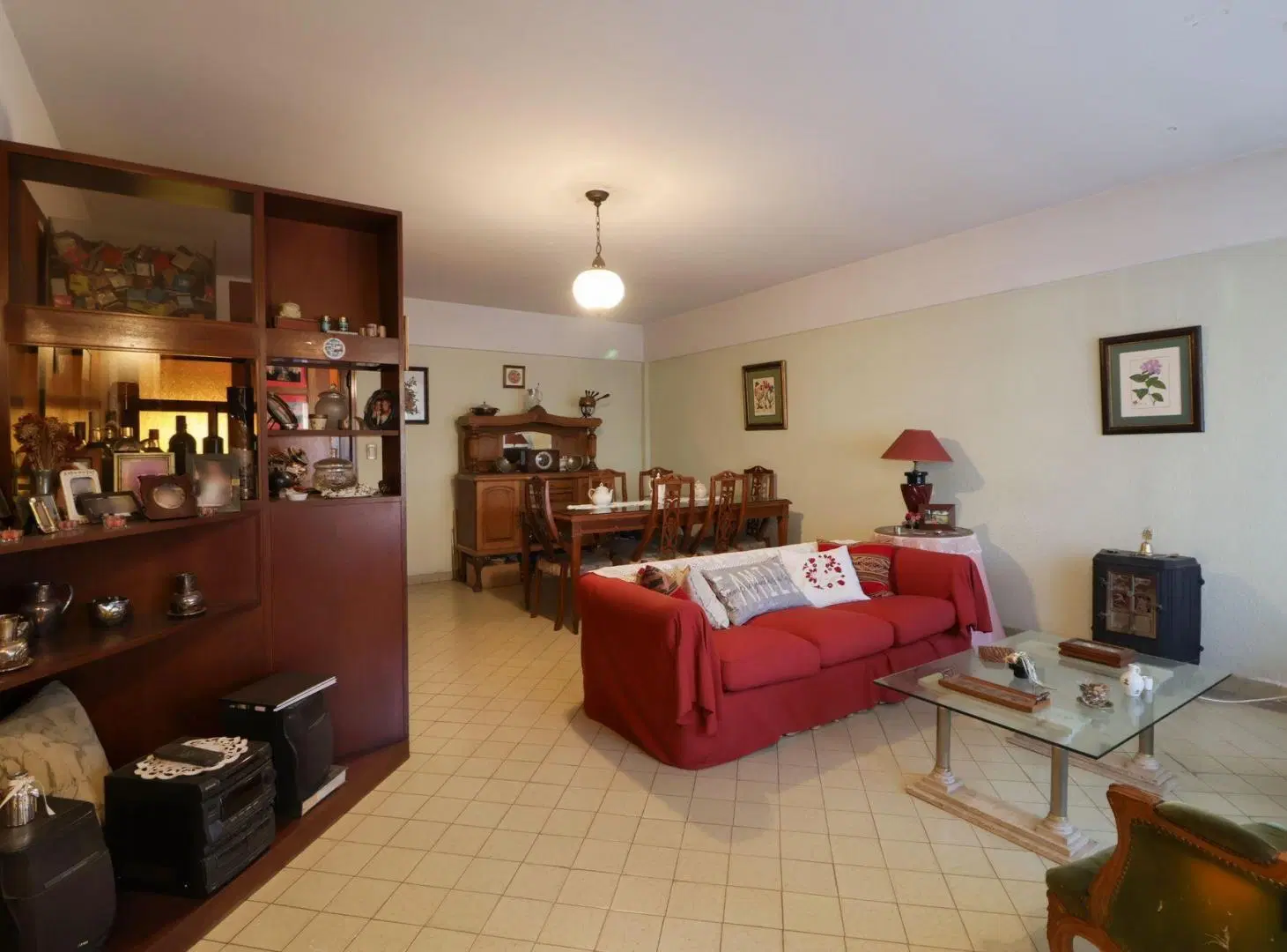 VENTA OLIVOS TRIPLEX 5 AMB 5Mts. ANCHO CON JARDIN 2