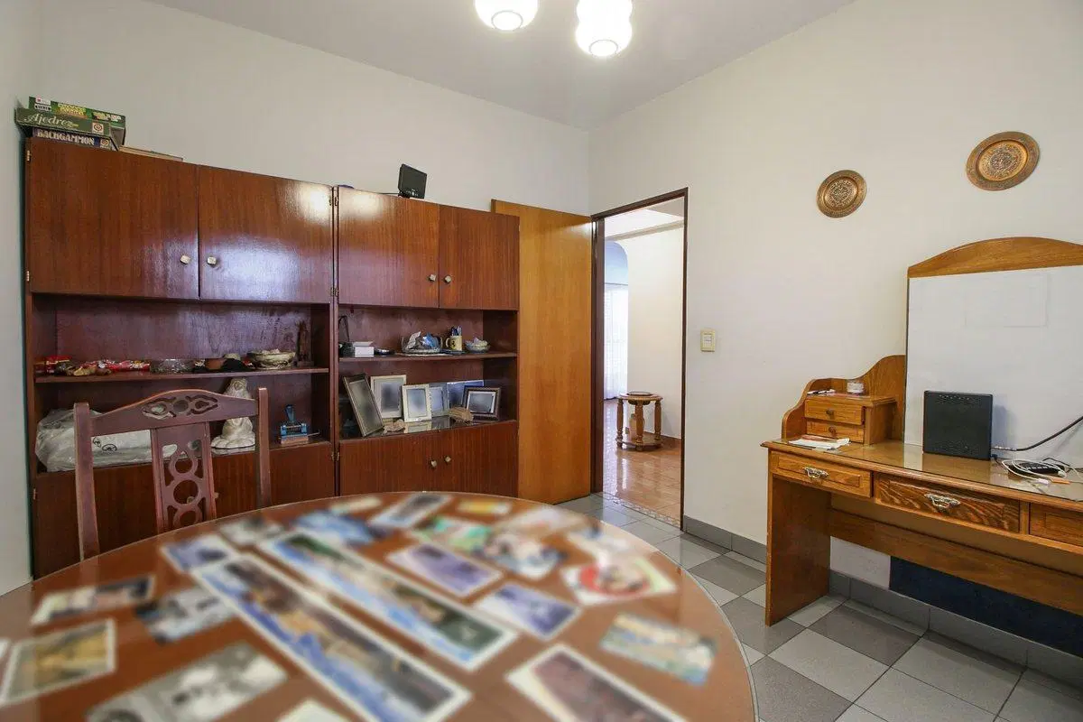 VENTA CASA 6 AMBIENTES DE CATEGORIA EN MATADEROS 4
