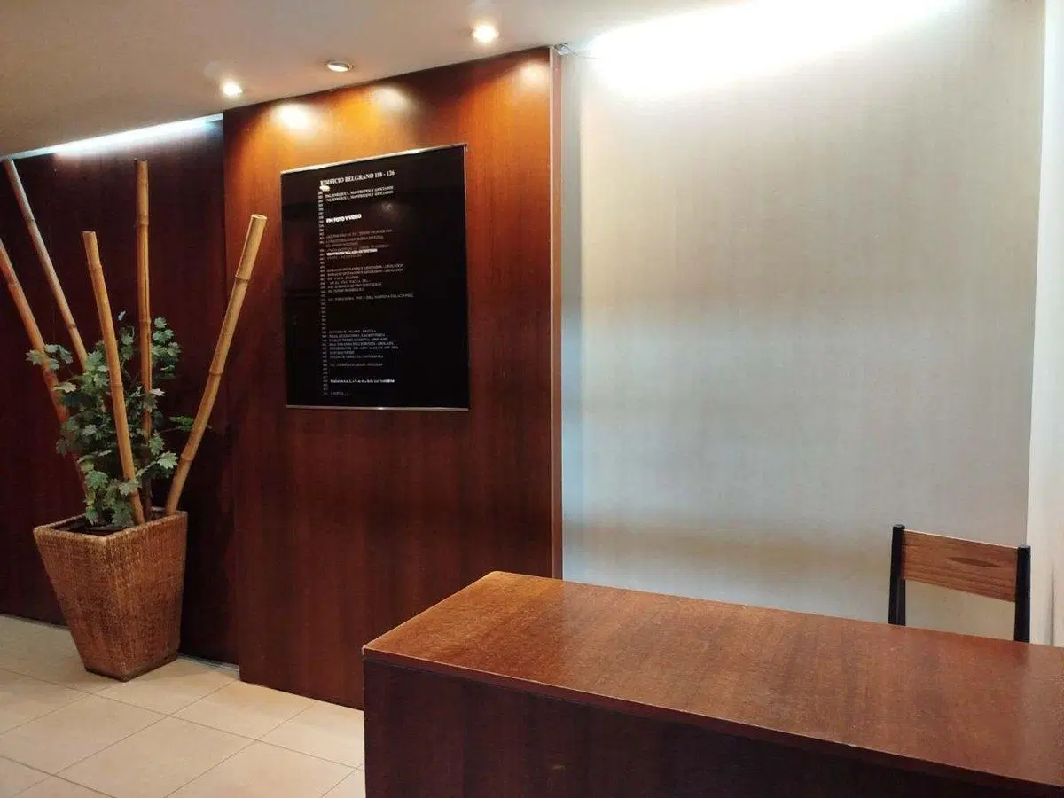 CONSULTORIO - OFICINA - CENTRO DE SAN ISIDRO 2