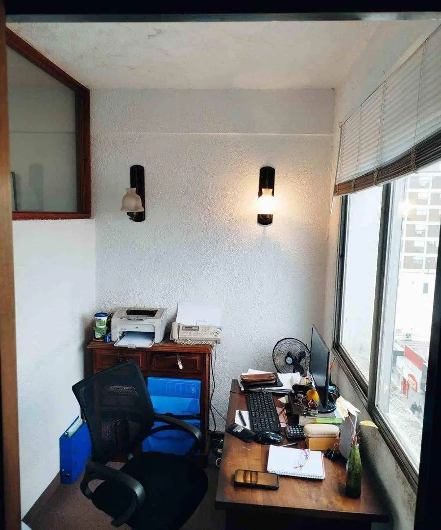 CONSULTORIO - OFICINA - CENTRO DE SAN ISIDRO 5