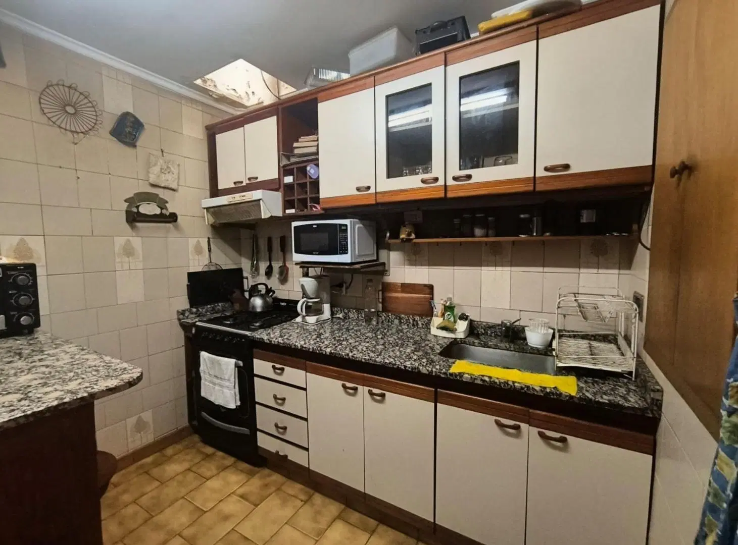 VENTA CASA 4 AMB. + DEPTO 2 AMB. EN LINIERS 5