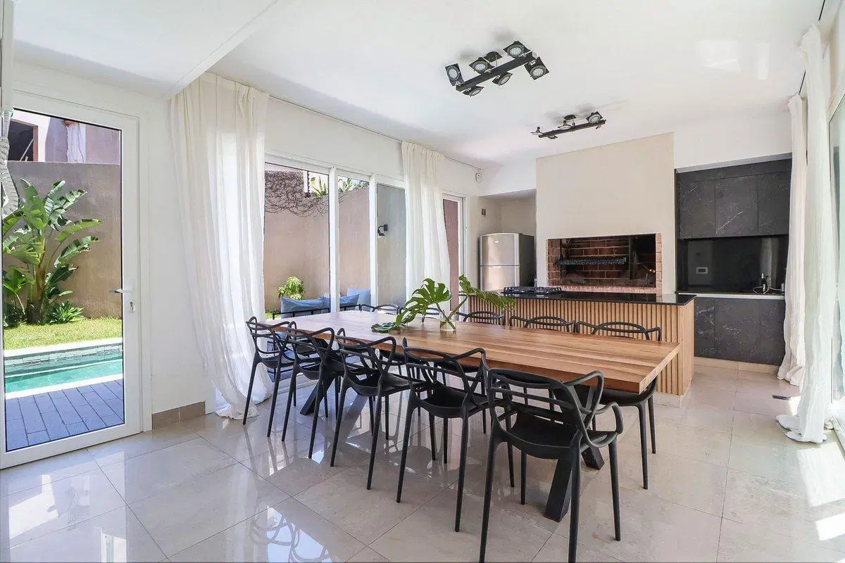 Venta Casa La Lucila vista al río piscina premium 3