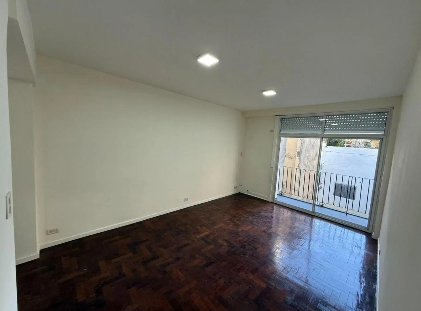 Venta Balvanera 3 Ambientes con Balcón Corrido 3