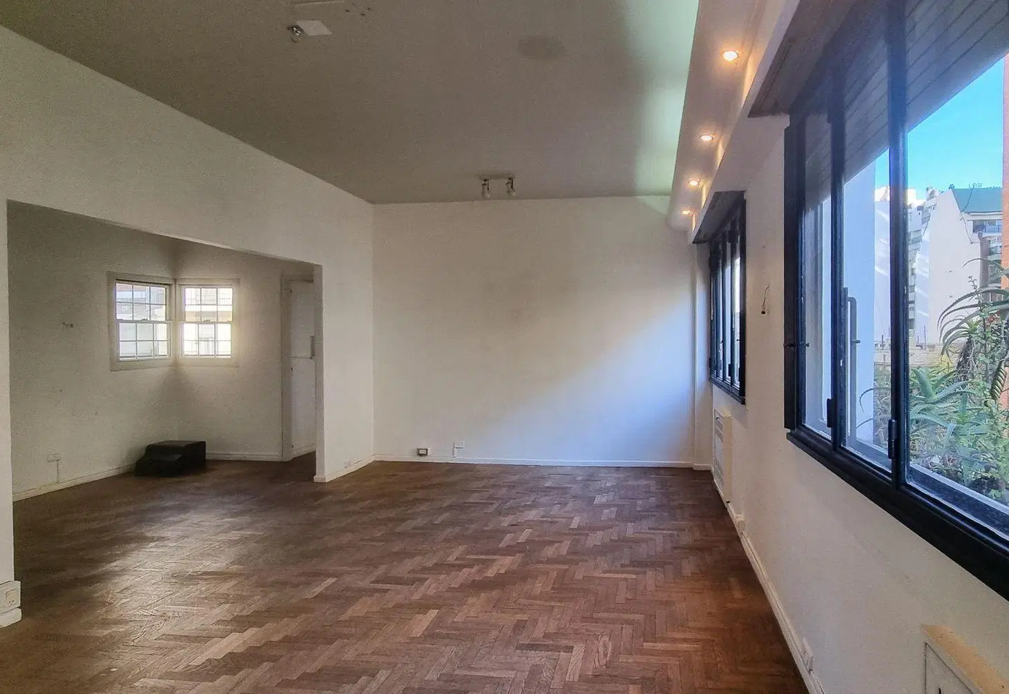 Venta depto. tres amb, con dependencia en Palermo 5