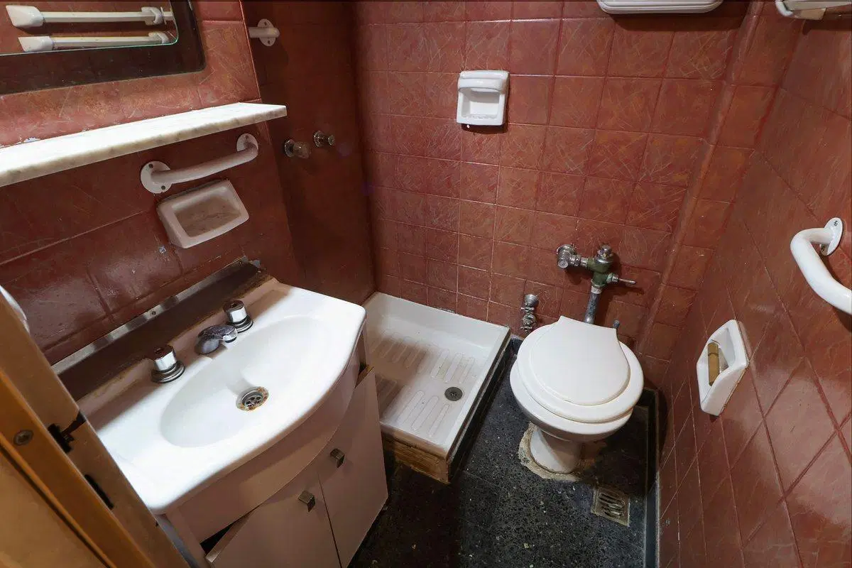 Venta Depto 4 amb c/Dep Escrit. Bcón Coch Recoleta 5