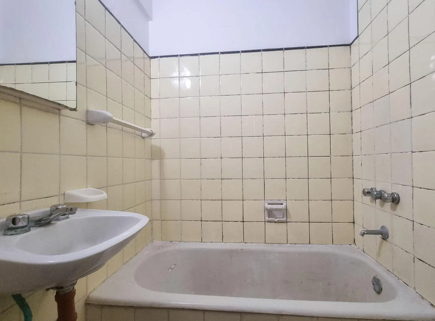 Venta departamento de dos ambientes en Recoleta 4