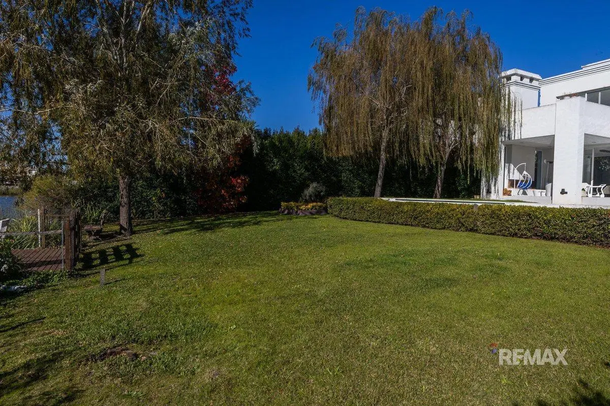 Casa Alquiler 7 Ambientes en Barrio Golf Nordelta 8
