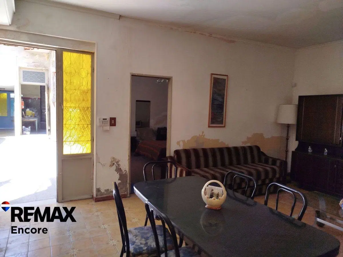 Venta casa 3 amb patio terraza con local  Barracas 2