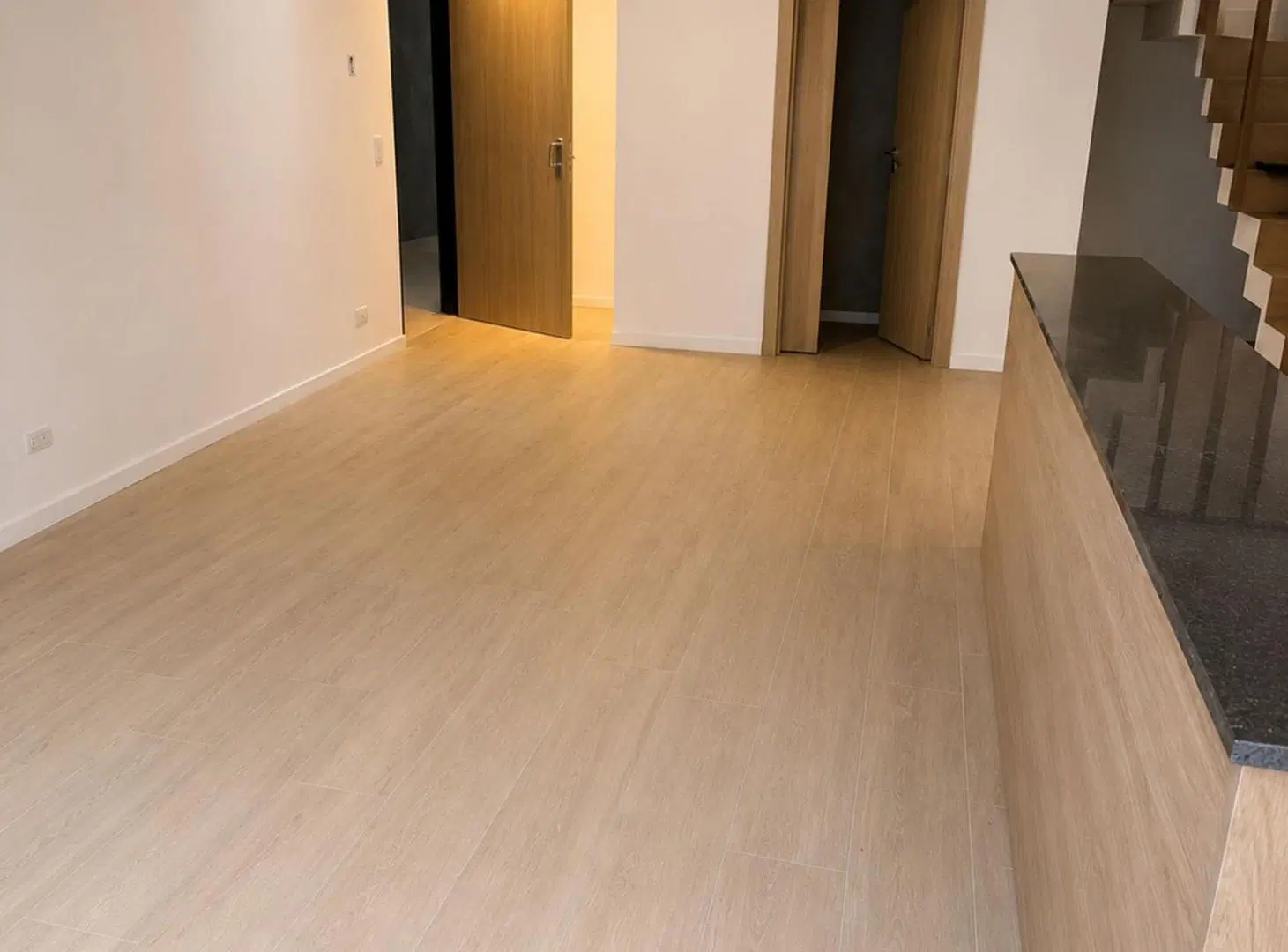VENTA A ESTRENAR DUPLEX 4 AMB. JARDÍN, 2 TERRAZAS. 2