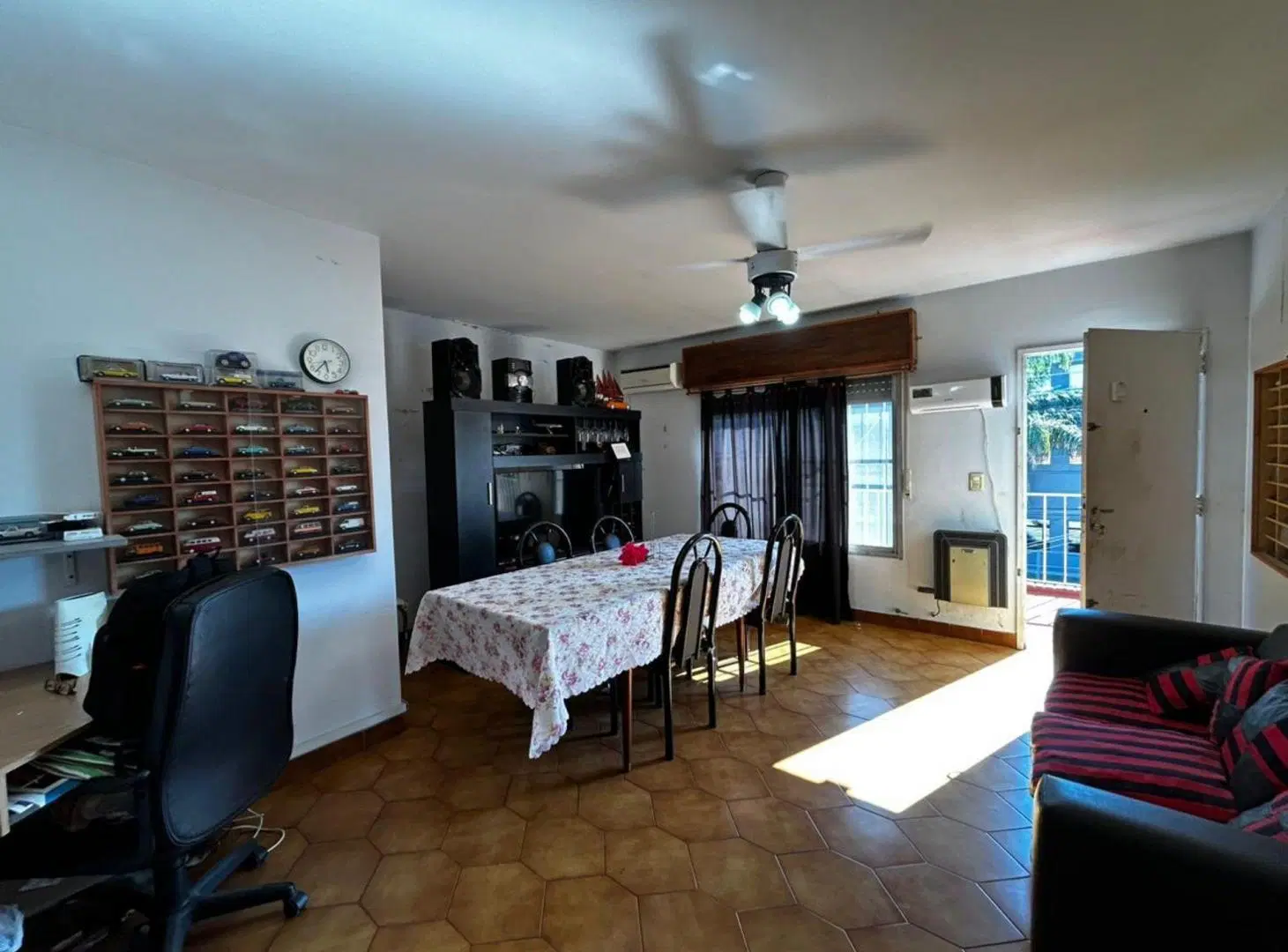 VENTA TALLER MECÁNICO /GALPÓN CON CASA DE 4 AMB 8