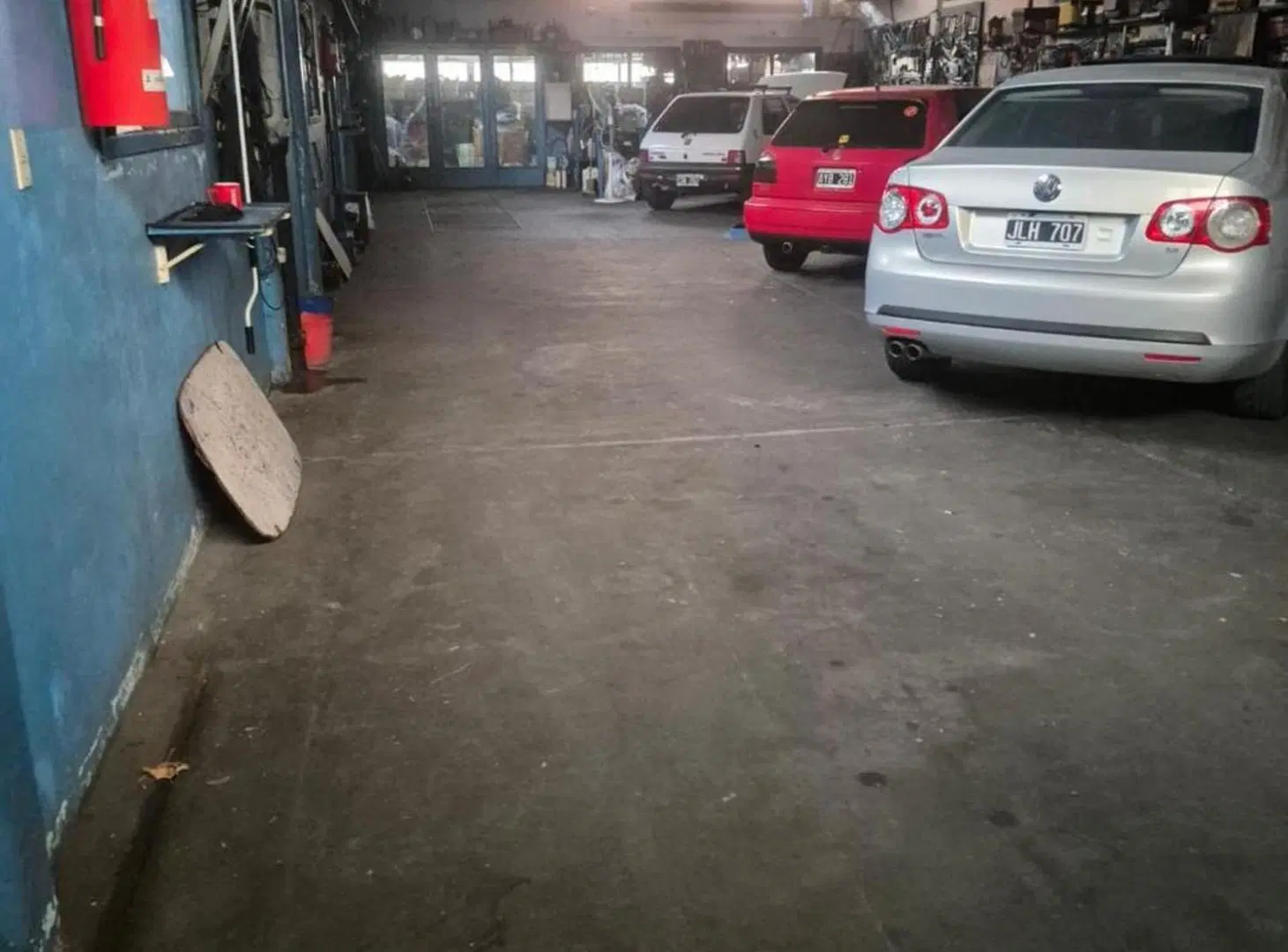 VENTA TALLER MECÁNICO /GALPÓN CON CASA DE 4 AMB 4