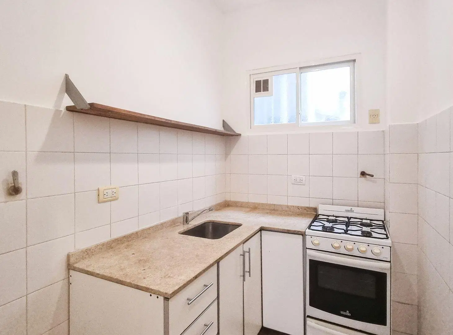 VENTA 3 AMB Colegiales- J. Newbery casi Cabildo 8
