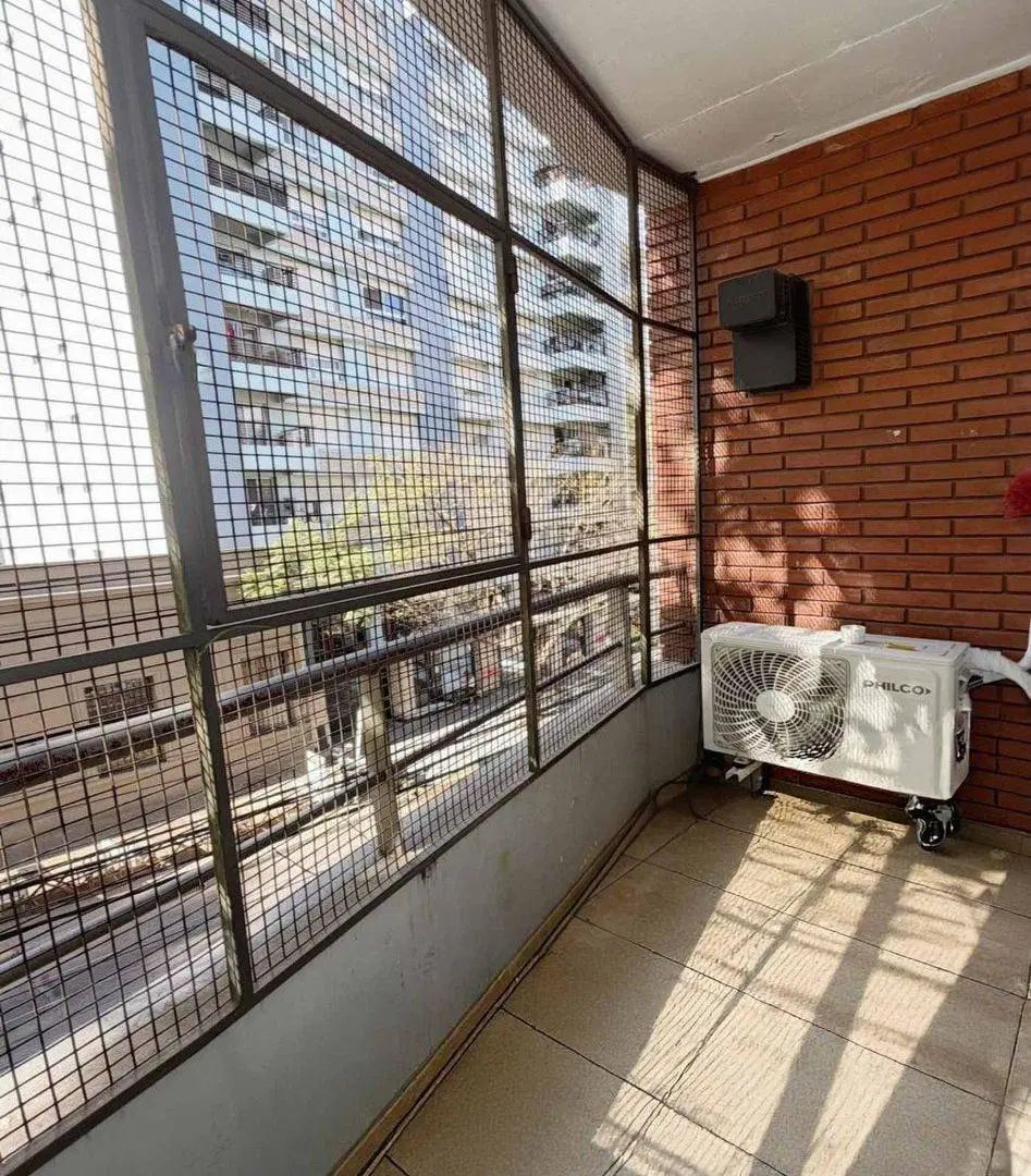 VENTA DEPTO 2 AMB. CON BALCÓN. BALLESTER centro 5