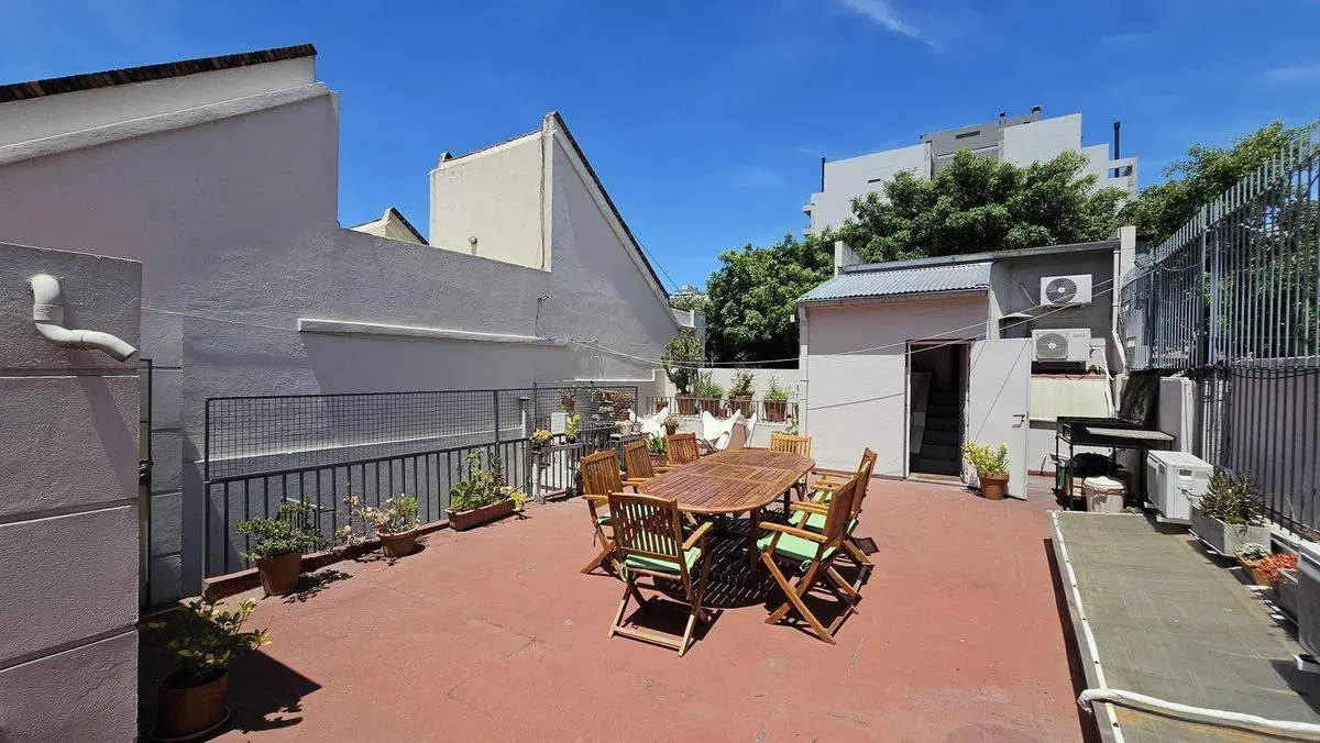 Casa en Venta 5 Ambientes con terraza Coghlan 3
