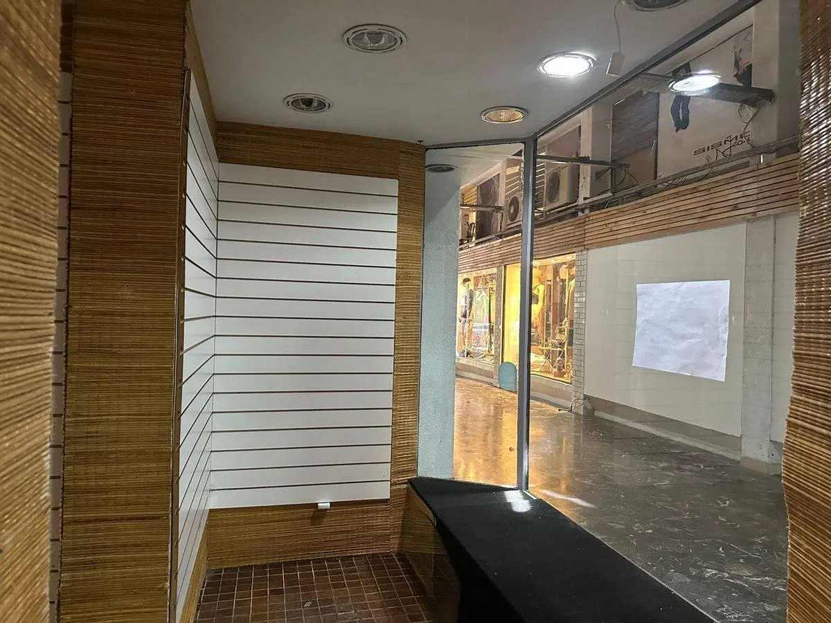 Alquiler Local en San Fernando en Galeria. 3