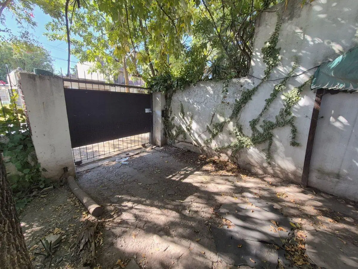 VENTA CASA 3 AMBIENTES ITUZAINGO CON GRAN TERRENO 2