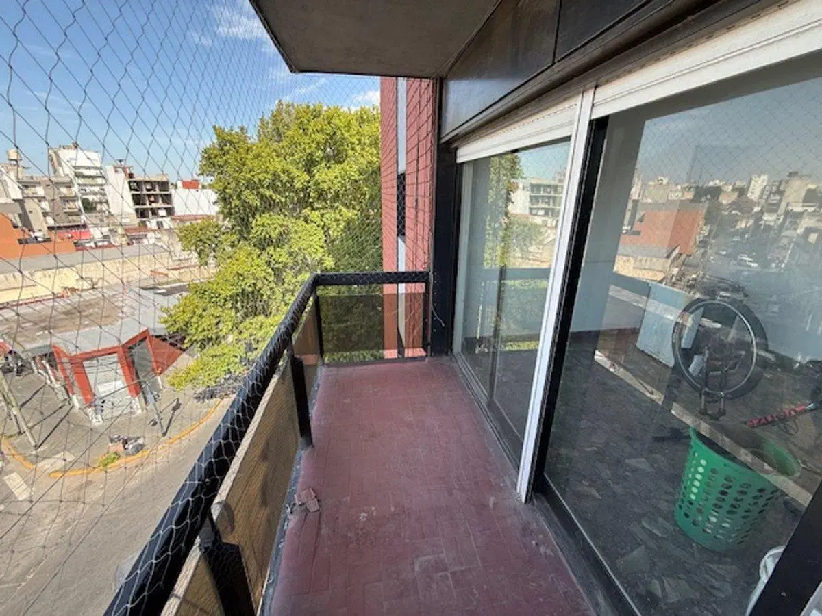 VENTA DEPARTAMENTO CUIDADELA 3 AMBIENTES C/ BALCON 8
