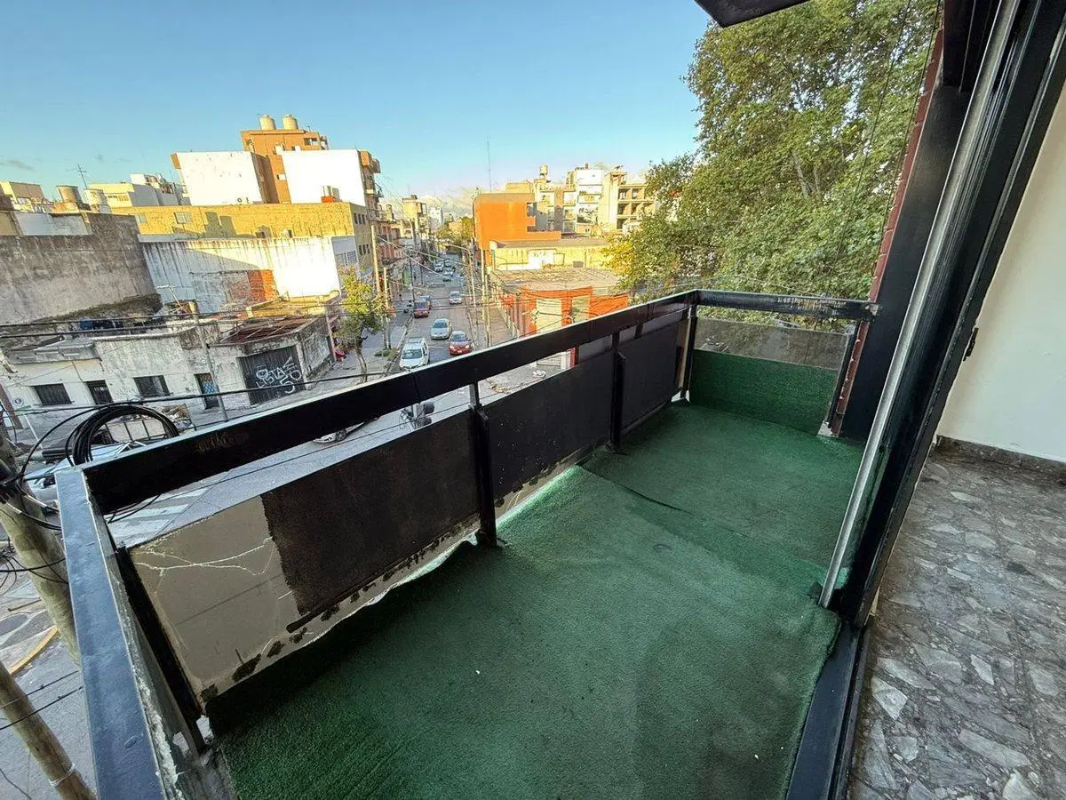 VENTA DEPARTAMENTO CUIDADELA 3 AMBIENTES C/ BALCON 4