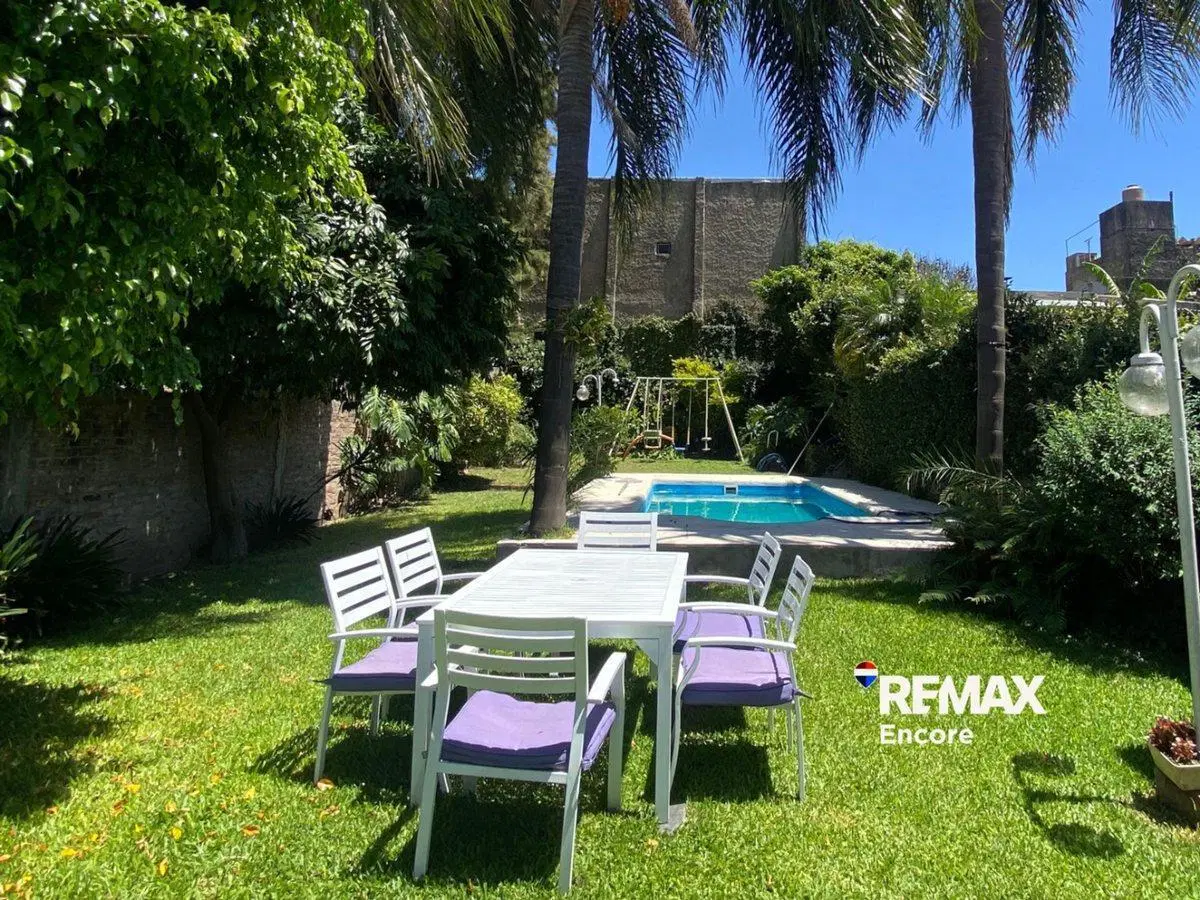 Venta. Casa.. 4 Amb. Piscina. Villa Ballester. 8
