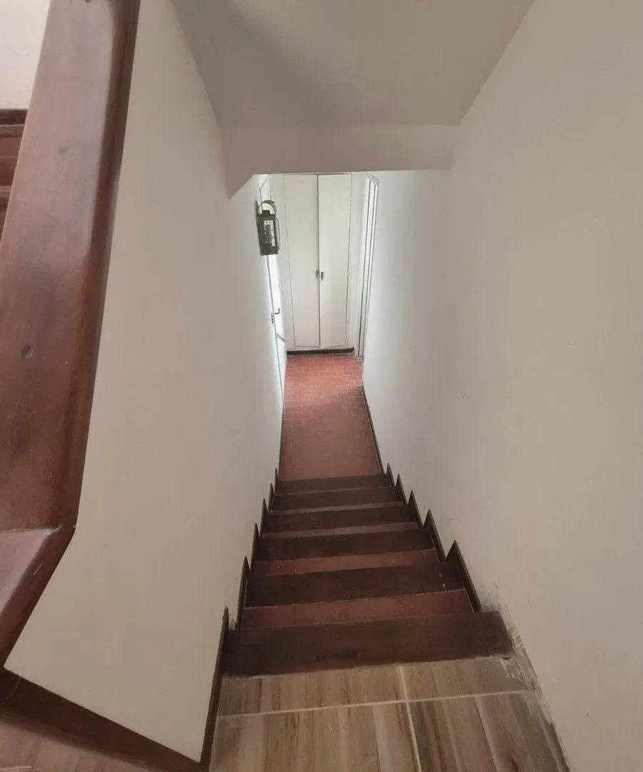 VENTA DEPARTAMENTO 4 AMB, MORON C/BALCON Y COCHERA 5