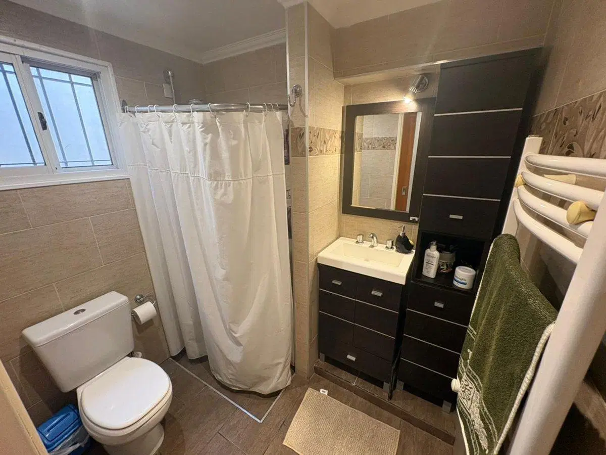VENTA CASA ESCOBAR,APTOCREDITO,4AMB/COCHERA/PILETA 8