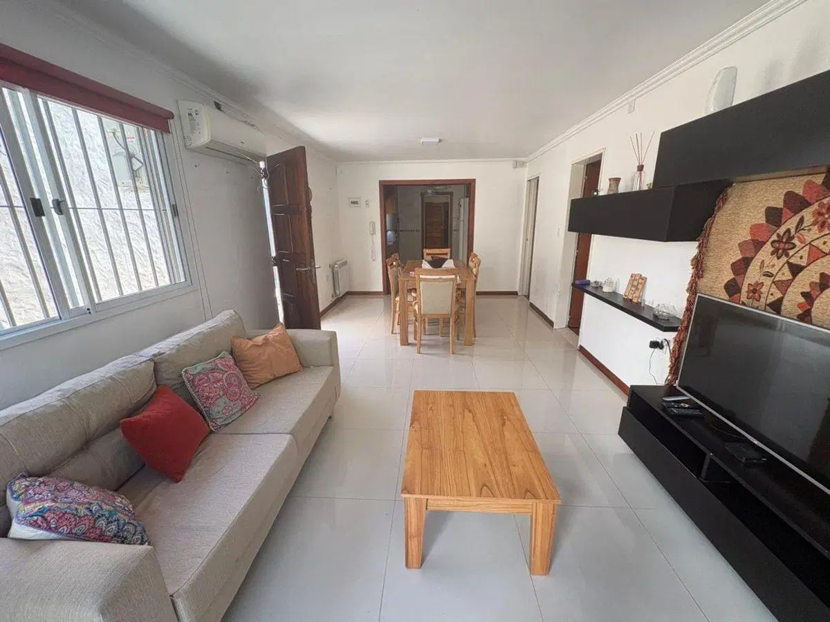 VENTA CASA ESCOBAR,APTOCREDITO,4AMB/COCHERA/PILETA 2