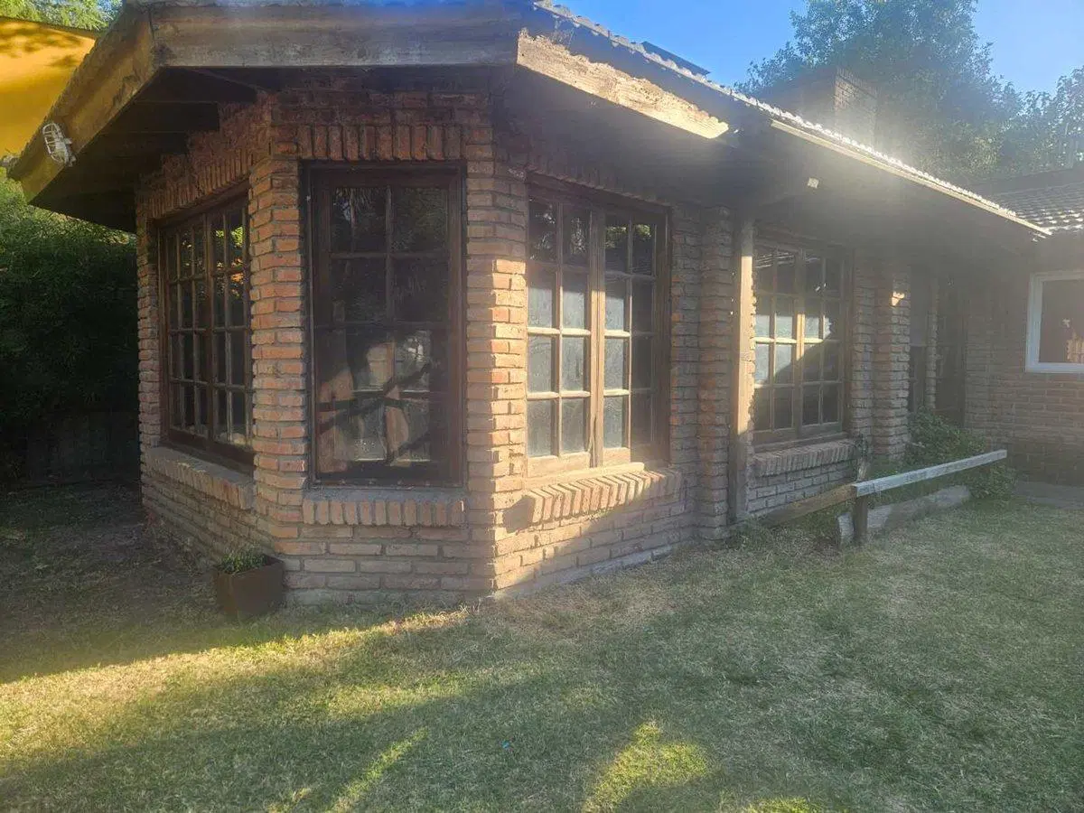 Venta casa pileta, quincho, parrilla Tortuguitas 3