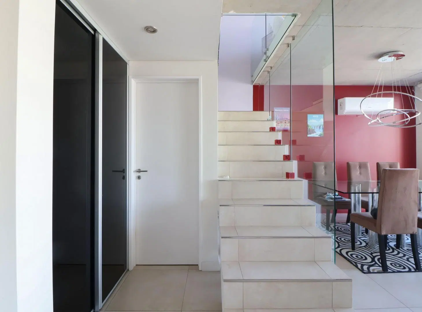 VENTA DEPTO 2 AMB Y 1/2 COCHERA RIO VICENTE LOPEZ 5