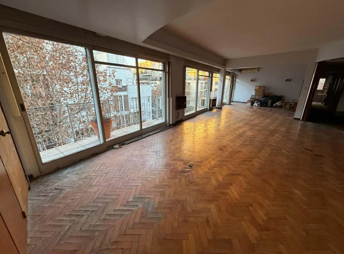 Venta 4 Amb. + Depend. Balcón. Cochera, Baulera. 5