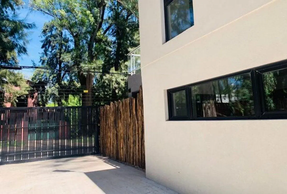 VENTA 2 AMB DUPLEX NUEVO JARDIN COCHERA  PILAR 3
