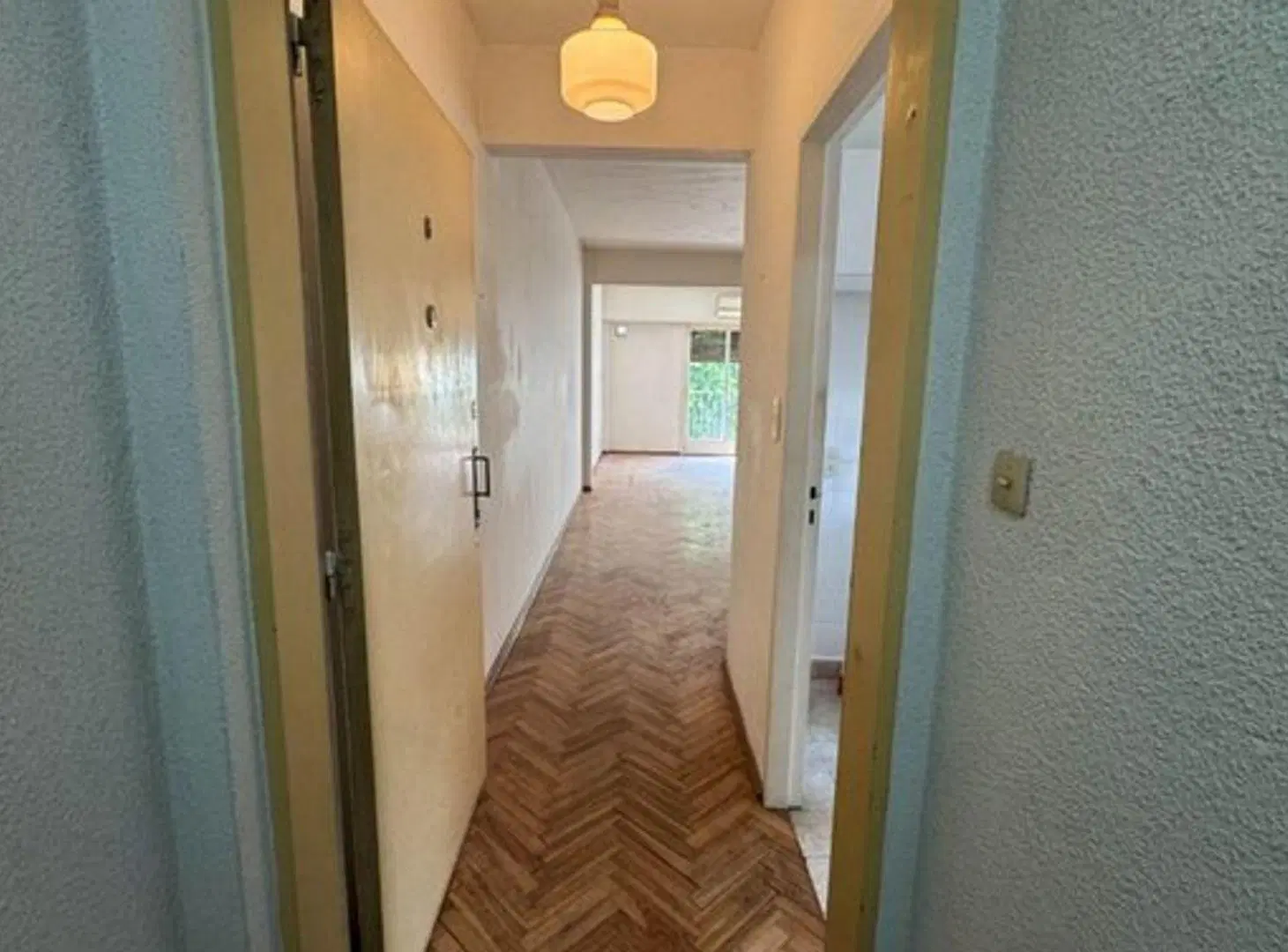 VENTA 3 AMBIENTES CON BALCON EXCELENTE UBICACIÓN 4