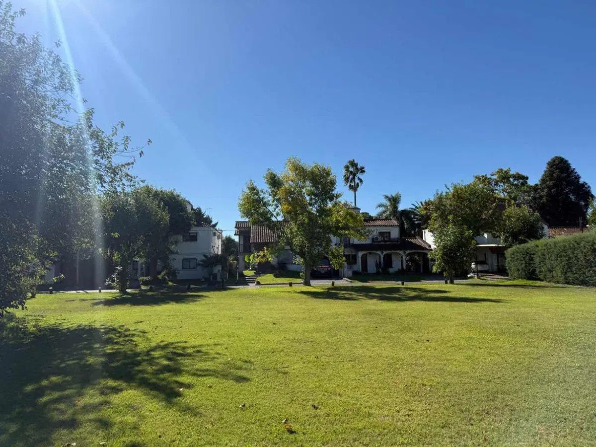 OPORTUNIDAD REAL Lote en ARANJUEZ COUNTRY CLUB! 2