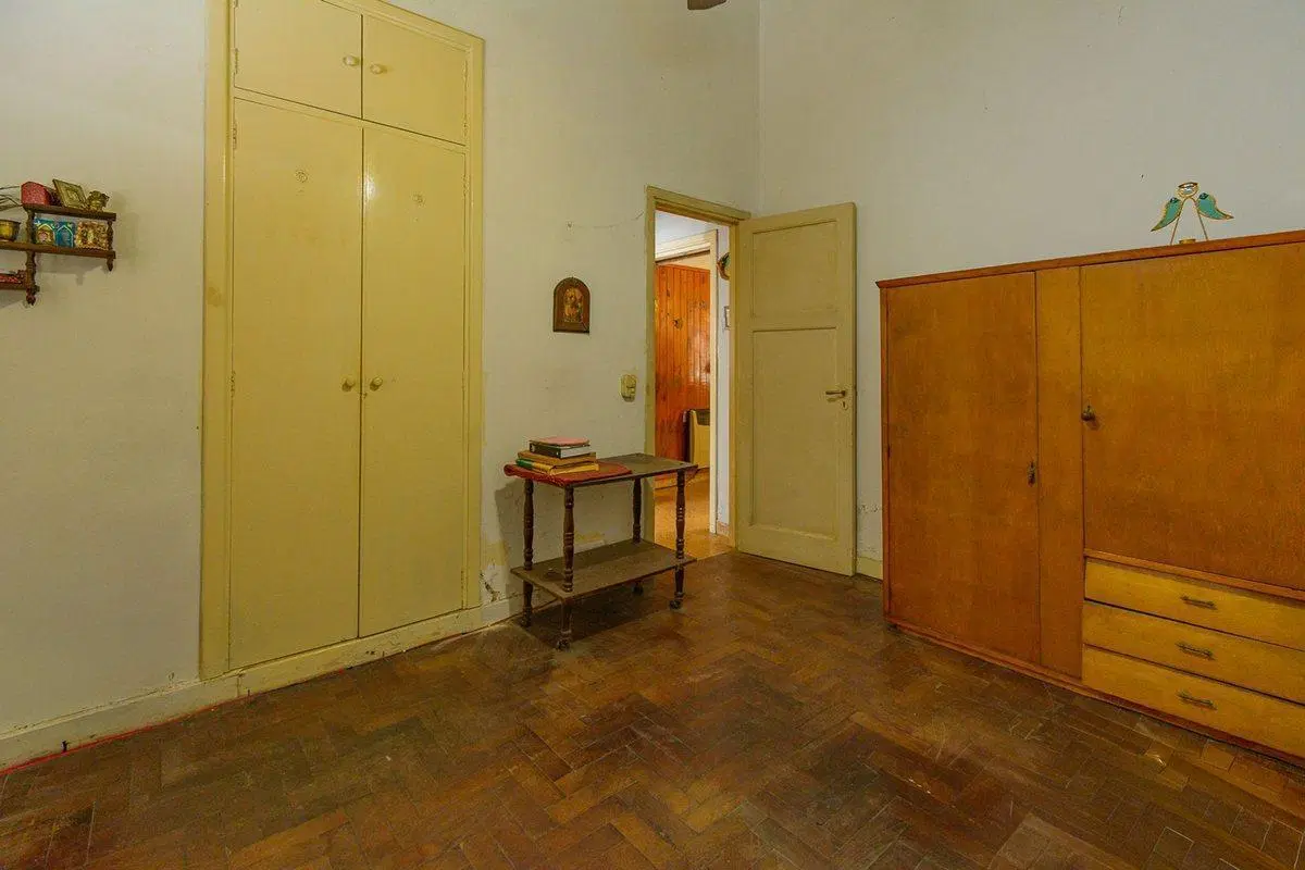 VENTA CASA MULTIFAMILIAR BARRIO PARQUE SAAVEDRA 5