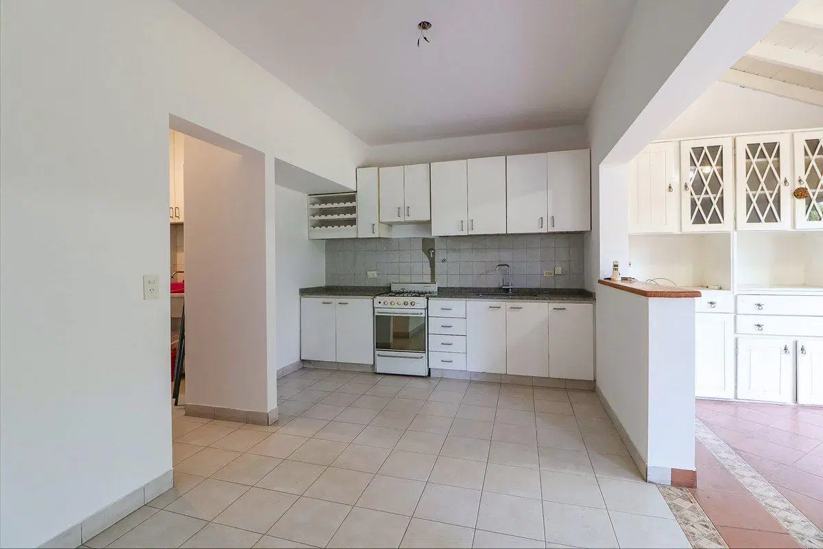 VENTA Casa 3dorm B° Cerrado El Portal San Isidro 2
