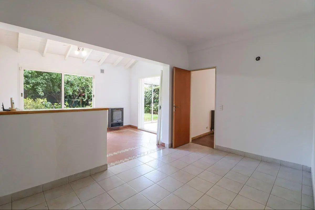 VENTA Casa 3dorm B° Cerrado El Portal San Isidro 8