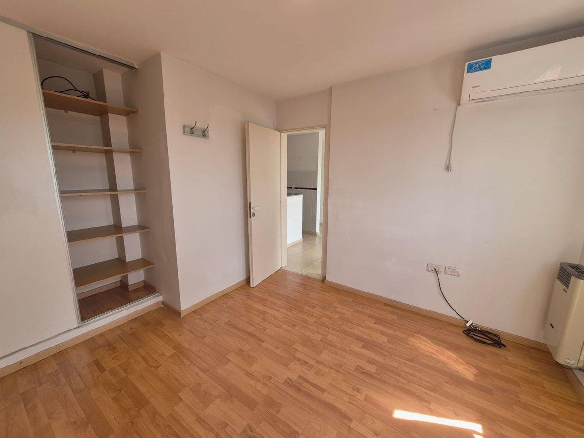 Foto de VENTA DEPARTAMENTO 2 AMB - HAEDO CON BALCON, imagen 3