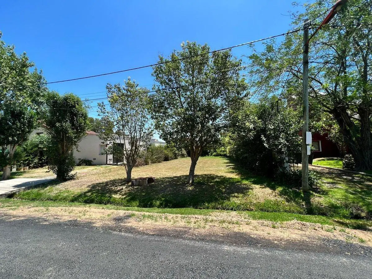 OPORTUNIDAD VENTA LOTE, COUNTRY LAS BRISAS 420 M2 4