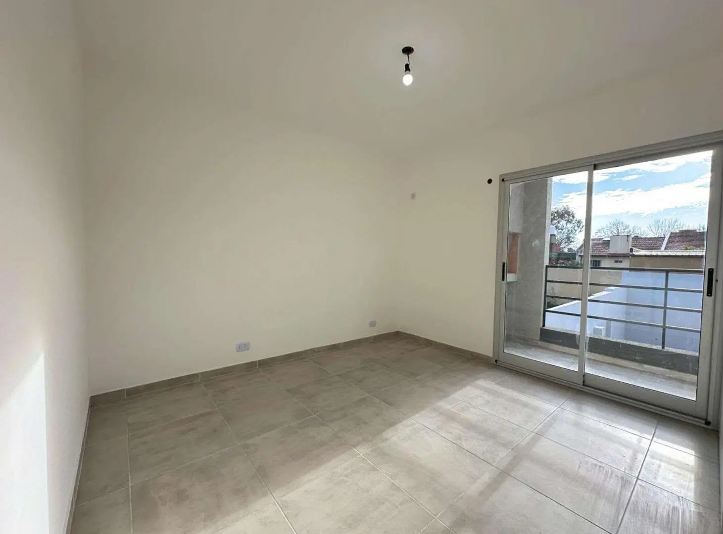 VENTA DPTO 2 AMB CON BALCÓN Y PARRILLA 8