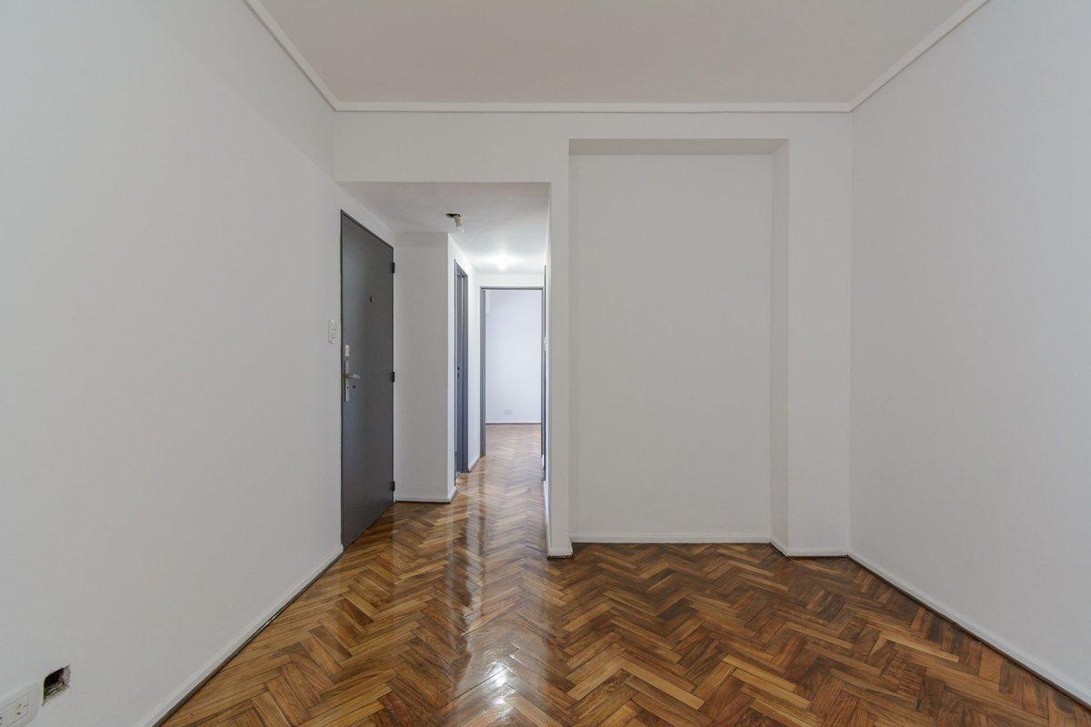 Foto de DEPTO DOS AMB EN VILLA URQUIZA RECICLADO A NUEVO!!, imagen 3