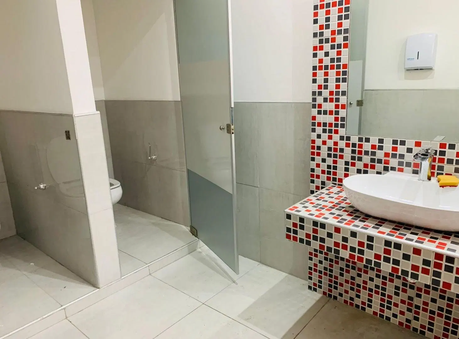 VENTA OFICINA 120 M2 FRENTE DEPTO MICROCENTRO 4