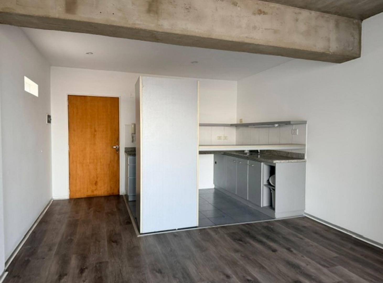 Foto de Venta Parque Patricios 2 Ambientes Balcón Cochera, imagen 5