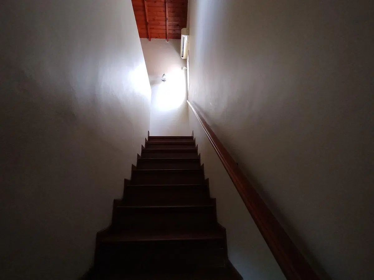 Venta Casa 4 Amb + Pileta + Jardin en Montecarlo 2