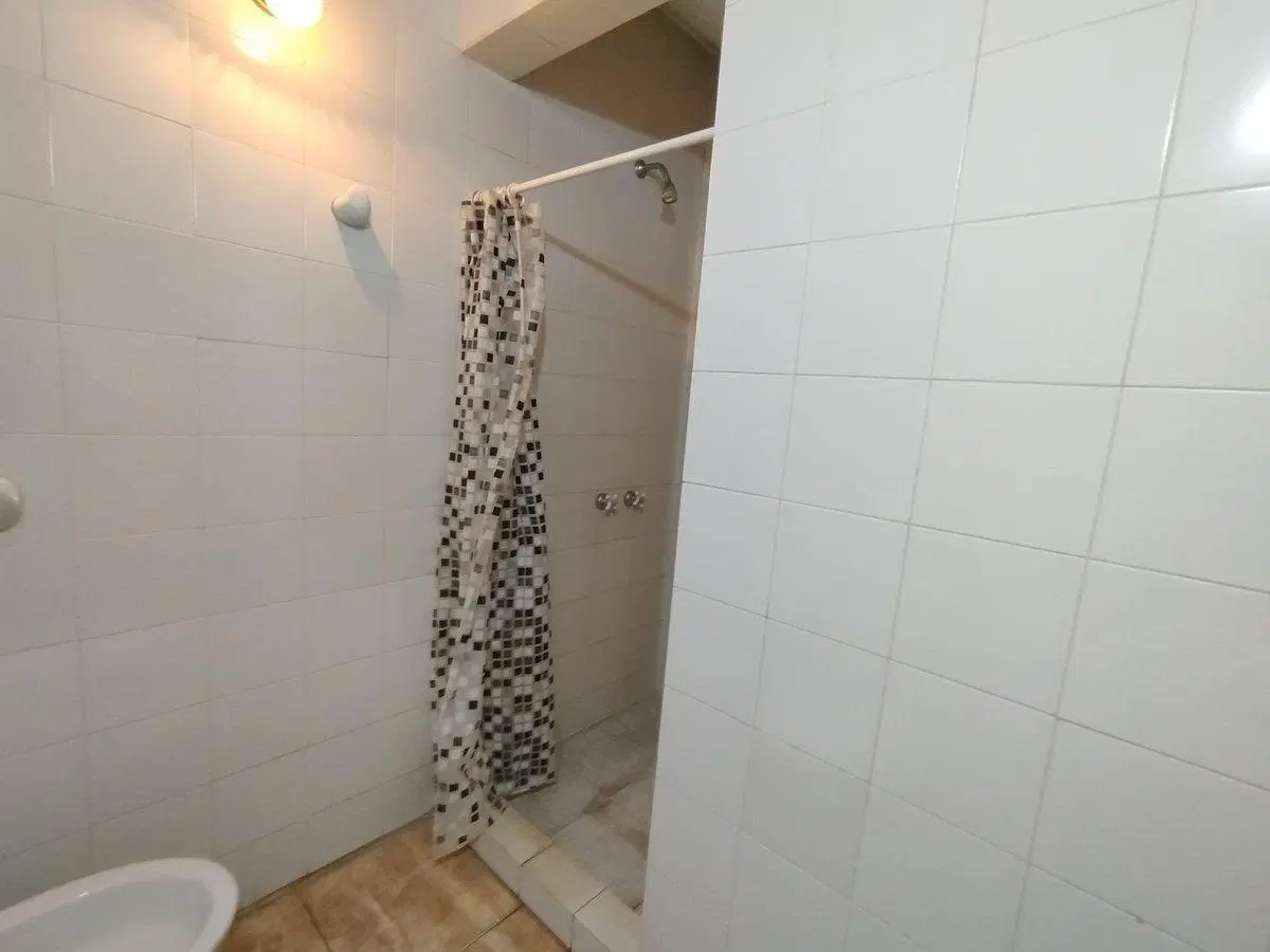 Venta Casa 4 Amb + Pileta + Jardin en Montecarlo 4