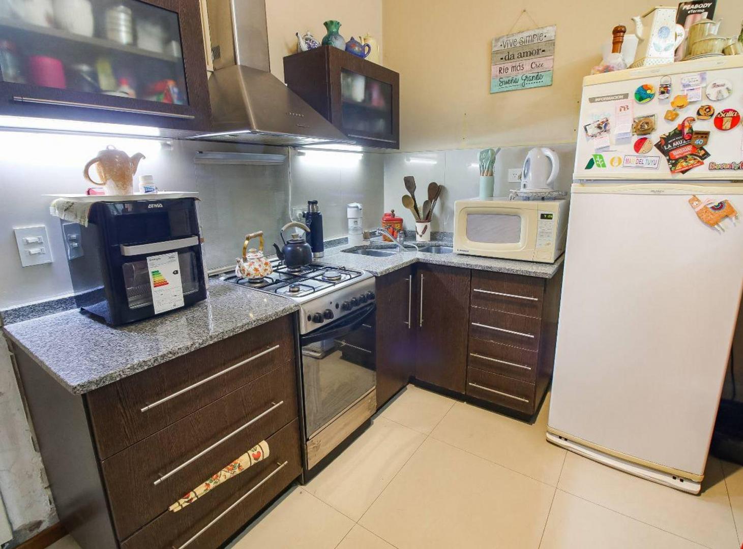 Foto de VENTA 2CASAS/MULTIFAMILIAR/IDEAL INVERSOR BANFIELD, imagen 4