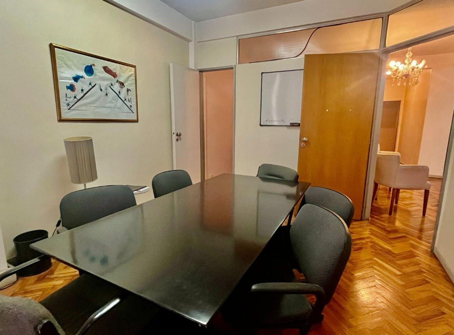Foto de Venta Oficina-Consultorio-Instituto-95 m2- Centro, imagen 3