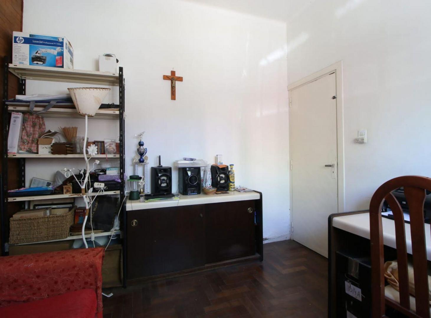 Foto de VENTA PH DE 3 AMB MONTECASTRO CON PATIO Y TERRAZA, imagen 5