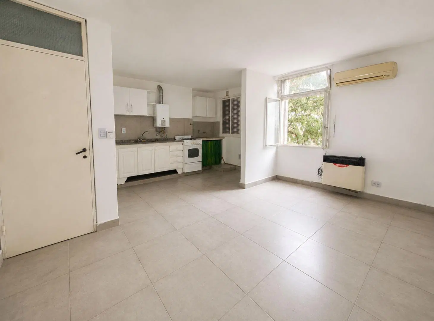 Venta departamento 3 ambientes con cochera Beccar 4