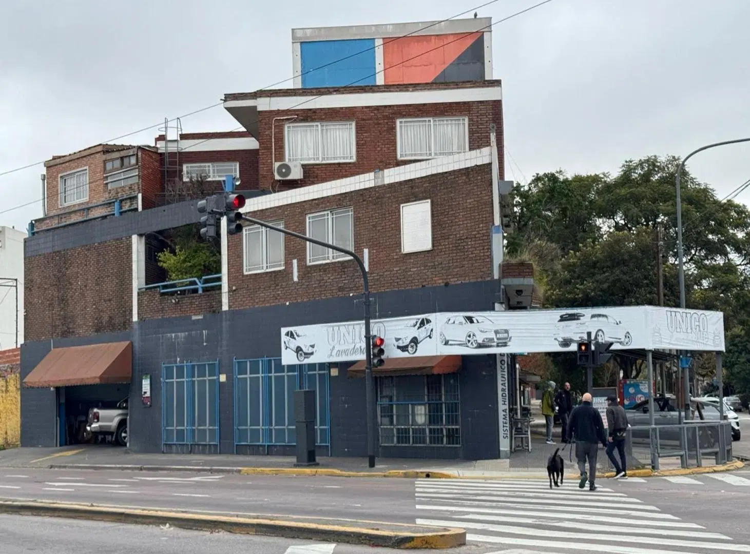 Esquina Comercial Local Habilitado c/Vivienda loft 3